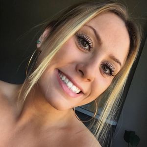 Meet your Posher, Celina